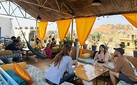 Jaisalmer Hostel Crowd